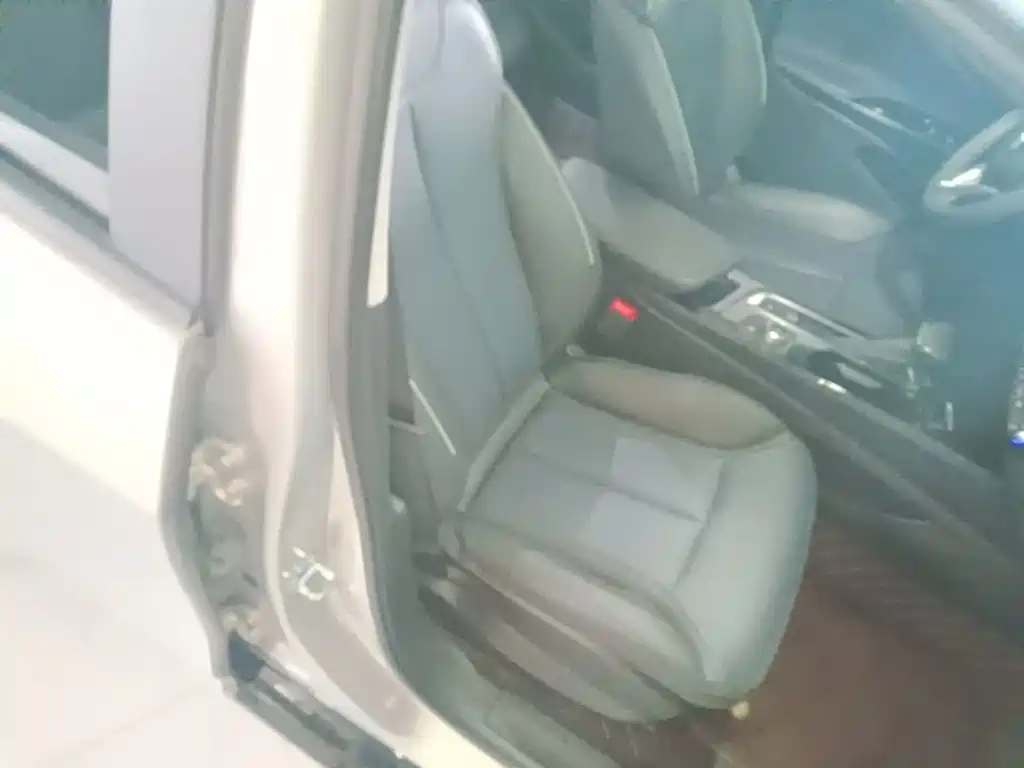 Buick Velite 6 2024 2024 Model 430km Premium Edition
