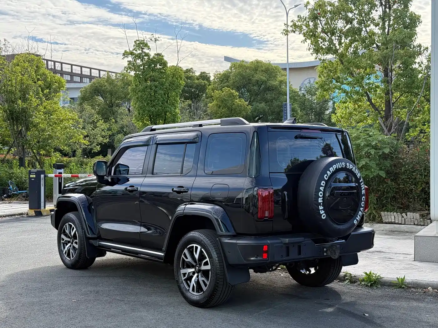 Tank 300 2023 Off-Road Edition 2.0T Conqueror фото 3