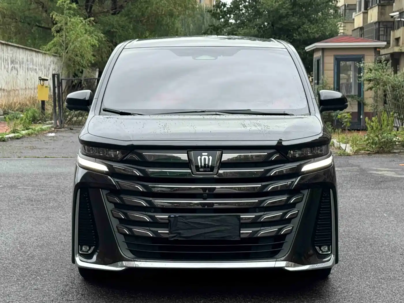 Toyota Vellfire 2024 Crown Hybrid 2.5L Executive Premium Edition