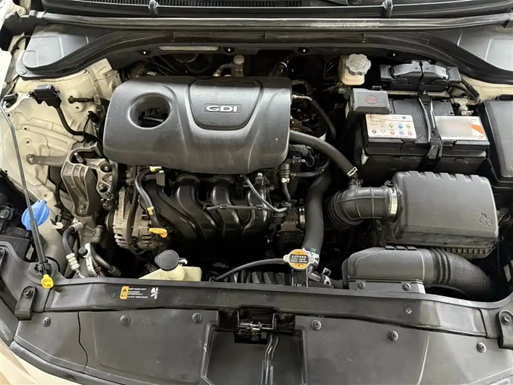 Hyundai Elantra 2016 Model 1.6L Automatic Smart Elite фото 11