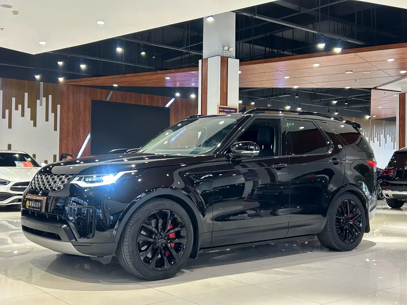 Land Rover Discovery 2024 2024 Model 360PS S