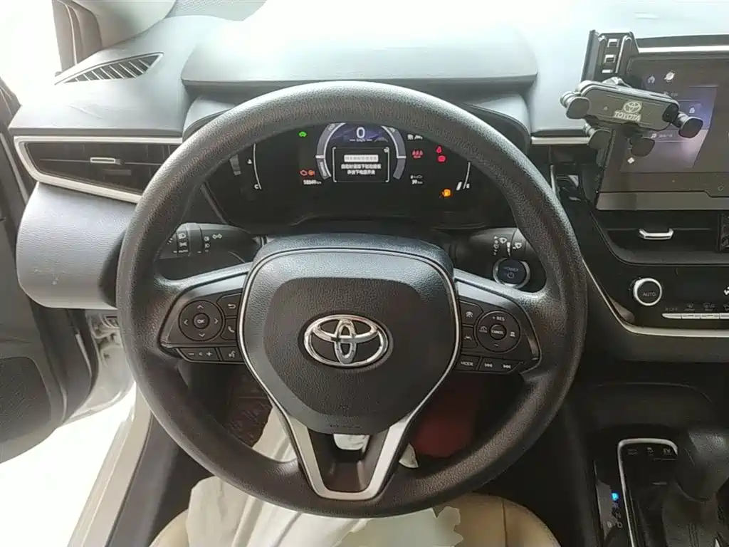 Toyota Corolla 2023 1.8L Smart Hybrid Dual Engine Elite Edition фото 11