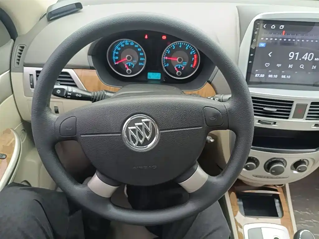Buick Excelle 2015 1.5L Automatic Classic фото 11