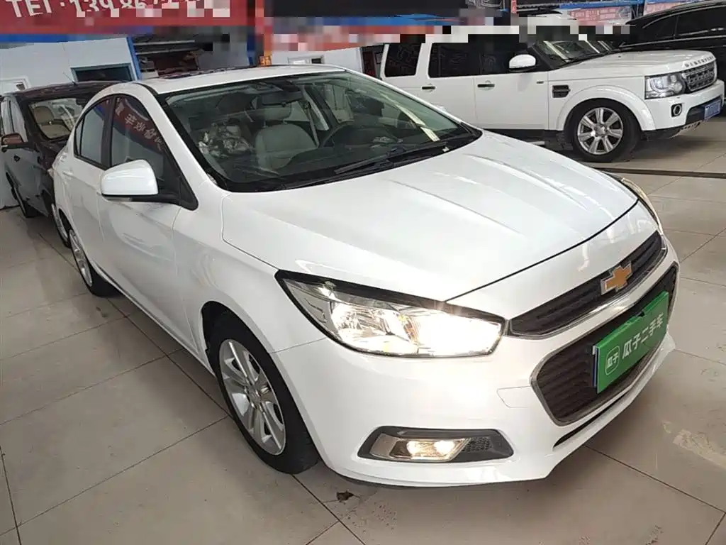 Chevrolet Cruze 2015 1.5L Automatic Luxury Edition фото 4