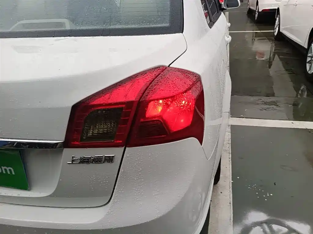 Buick Excelle 2015 1.5L Automatic Classic фото 8