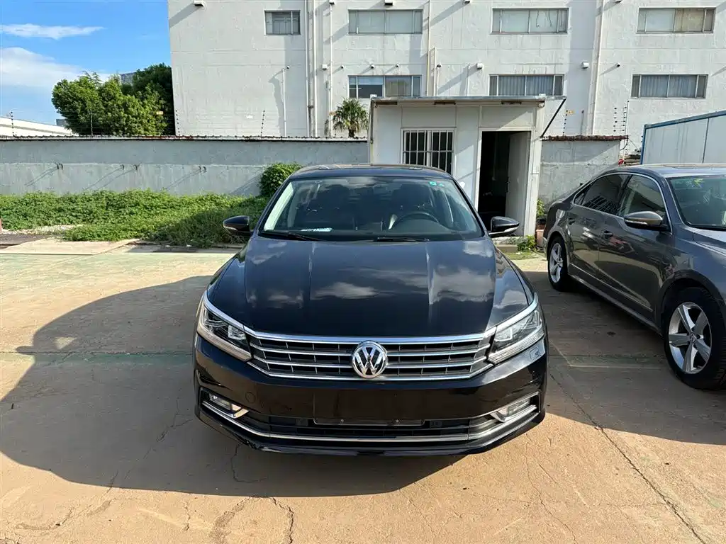 Volkswagen Passat 2017 330TSI DSG Prestige