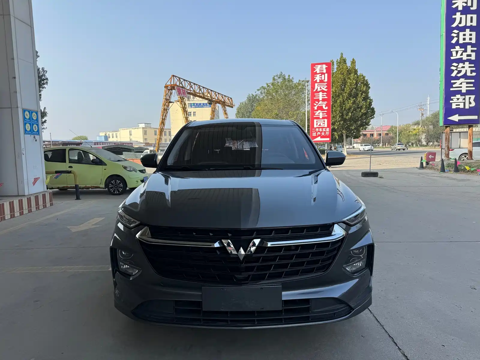 Photo 4 - Wuling Motors Wuling Victory