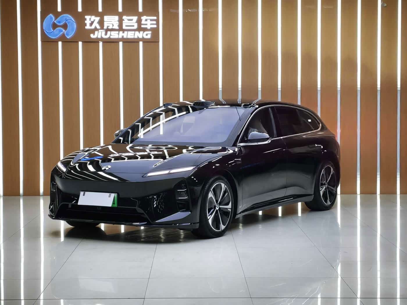 NIO ET5T