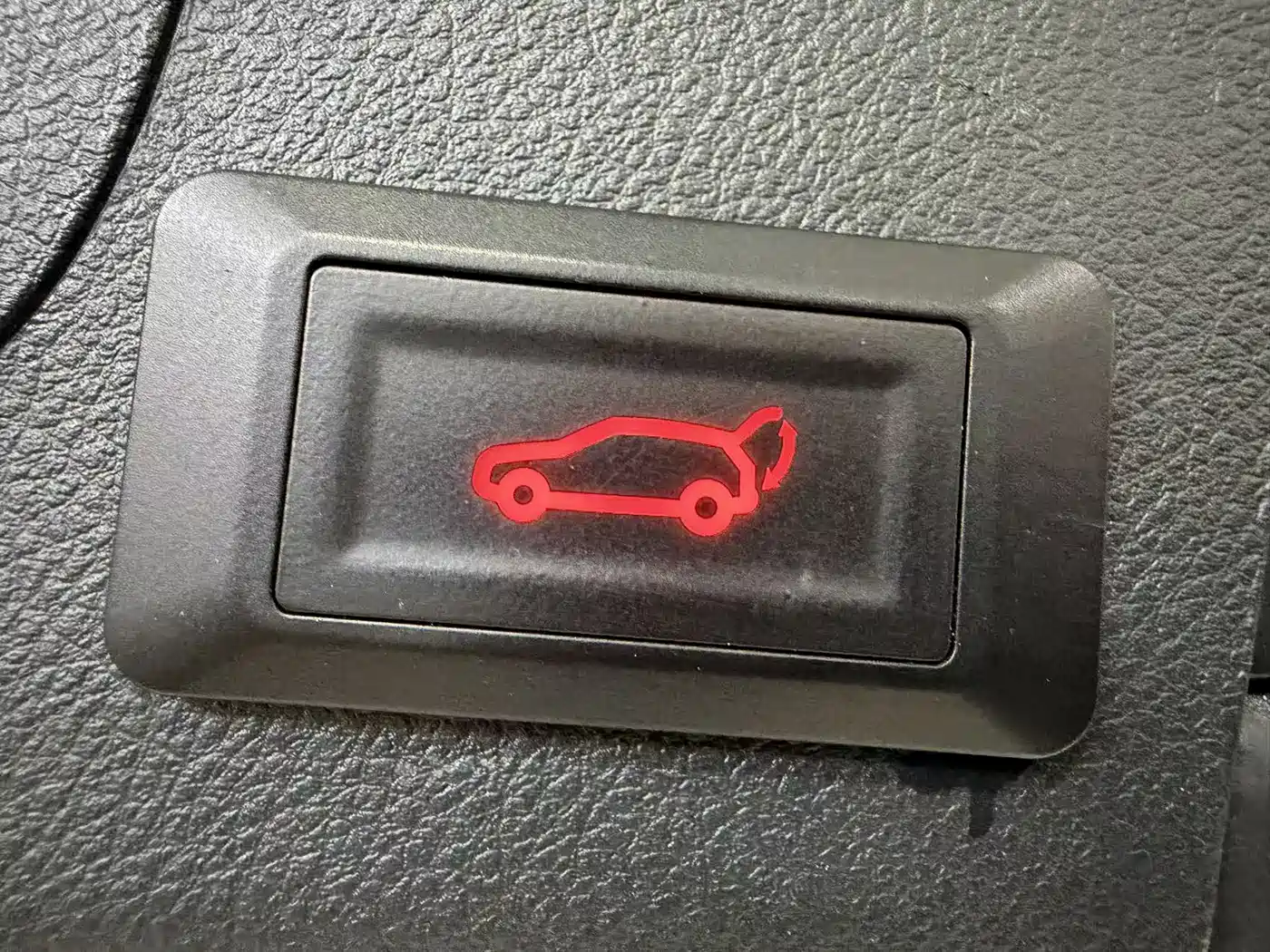 GEELY AUTOMOBILE VISION X6