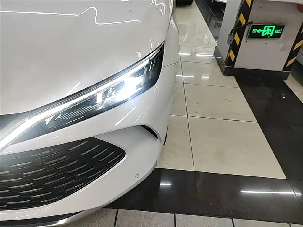 BYD Qin L 2024 DM-i 120KM Superior Edition фото 24