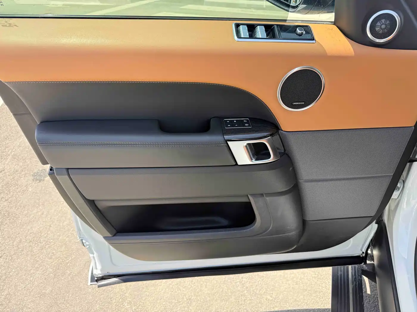 Land Rover Range Rover Sport 2021 3.0 L6 Gloss Black Edition фото 12