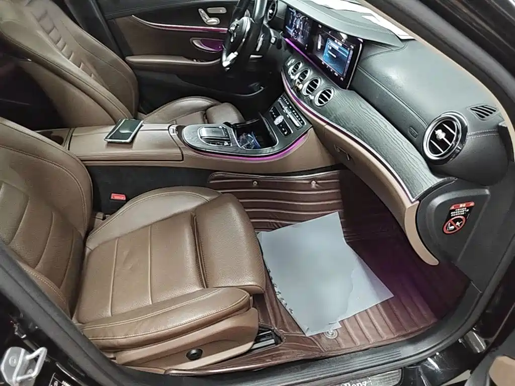 Mercedes-Benz E-Class 2019 E 200 L Sport фото 25