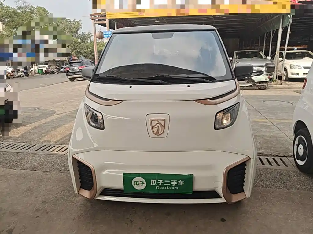 Photo 3 - Baojun E200