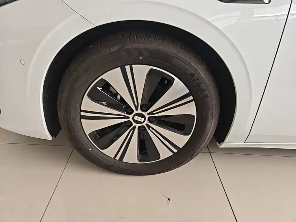 Geely Galaxy Galaxy A7 2026 2025 EM-i 150km Long Voyage Edition