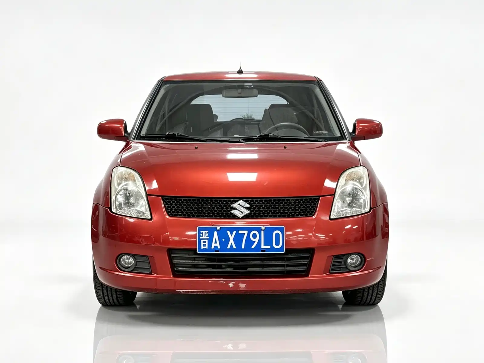 Фото 2 - Suzuki Swift