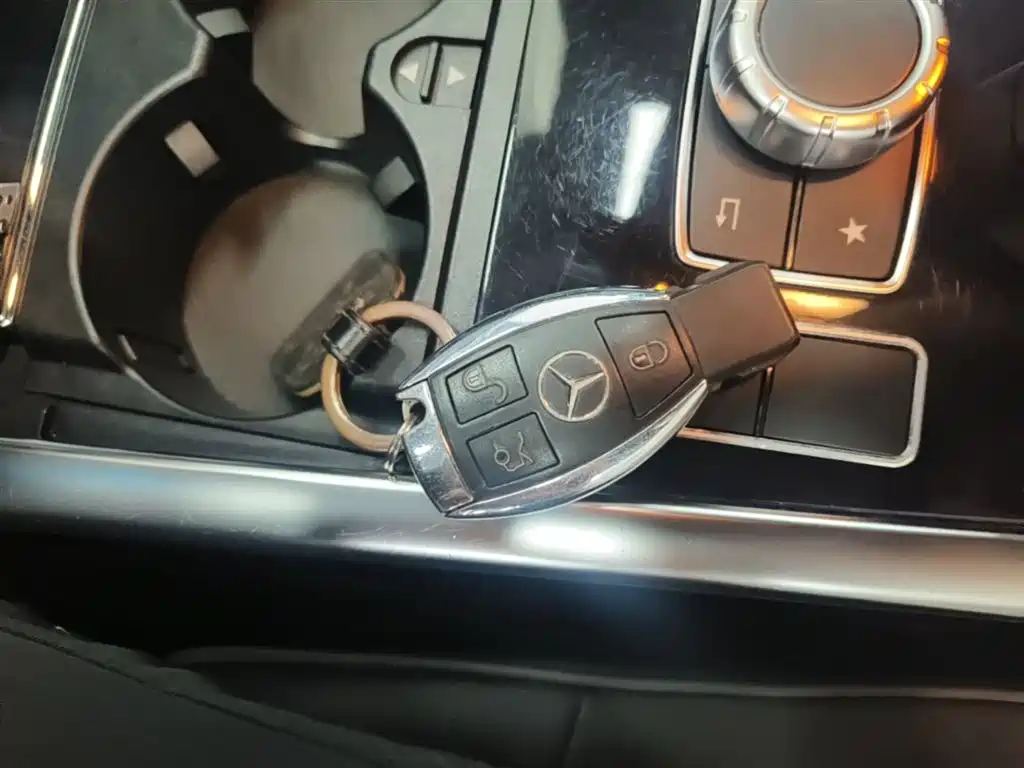 Mercedes-Benz E-Class 2015 Facelift E 260 L Sport фото 9