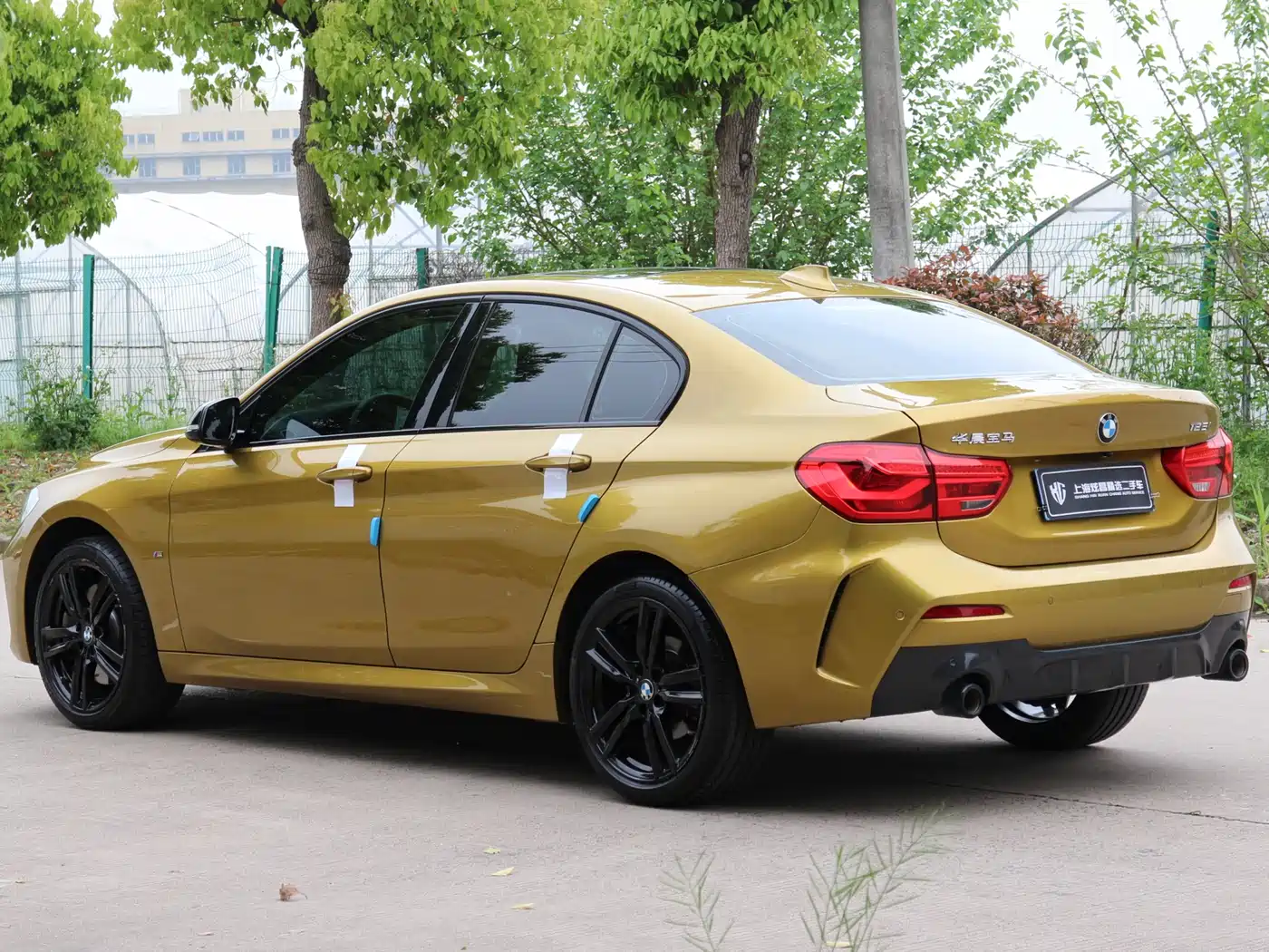 BMW 1 Series 2021 Facelift 125i M Sport Shadow Edition фото 14