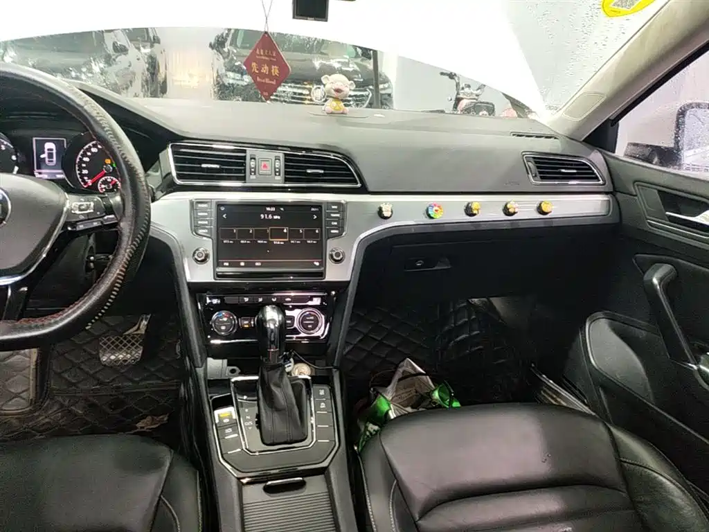 Volkswagen Lamando 2018 280TSI DSG Comfort Edition фото 13