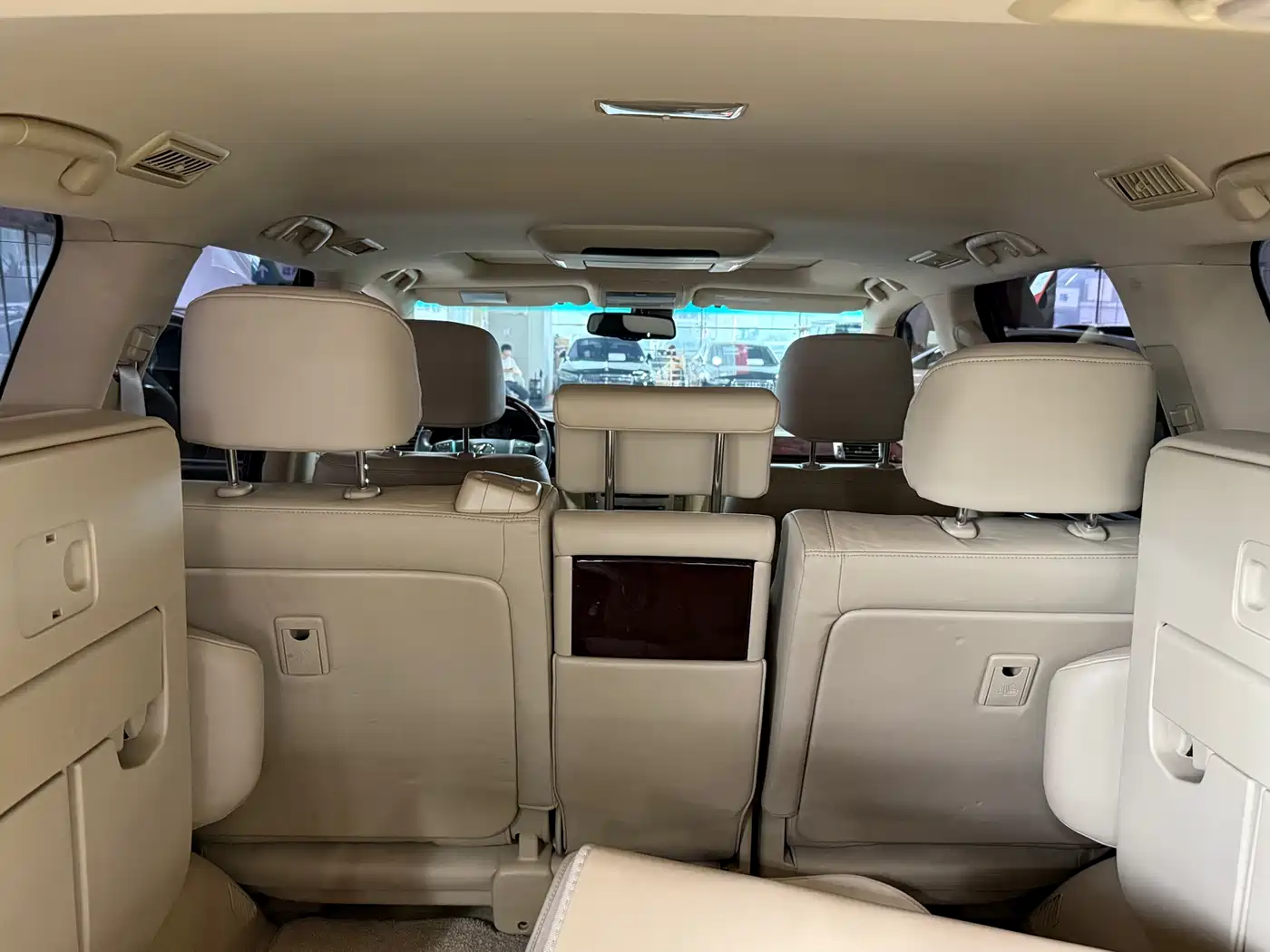 Lexus LX 2012 Model 570 фото 15