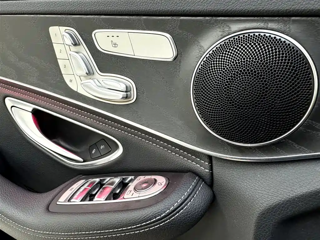 Mercedes-Benz C-Class 2020 Facelift C 260 L Sport фото 18