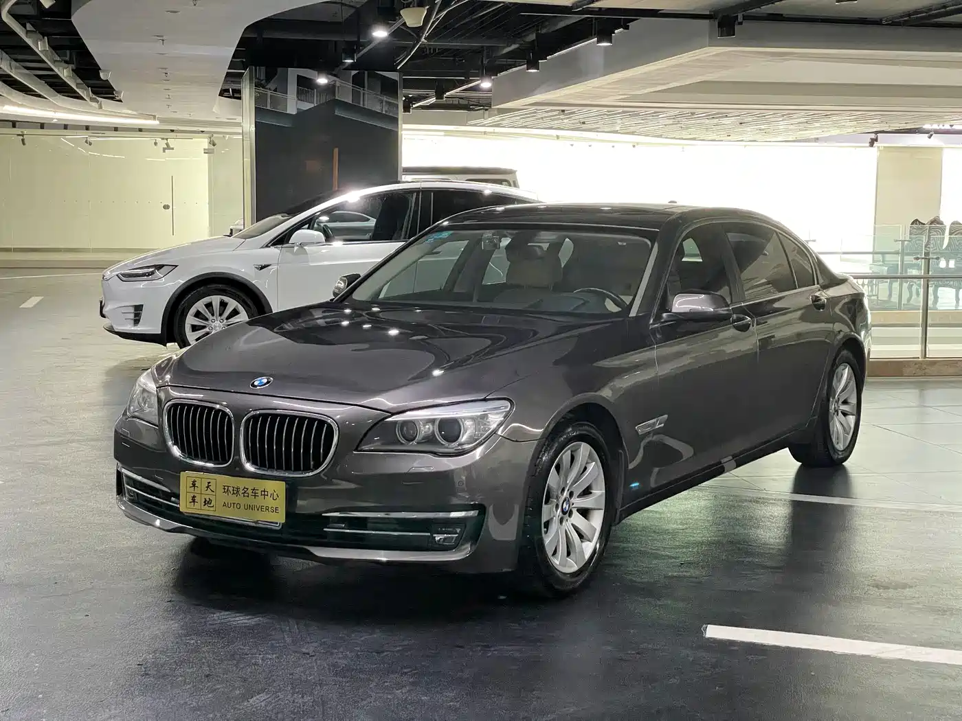 BMW 7 Series 2013 Model 740Li Leading