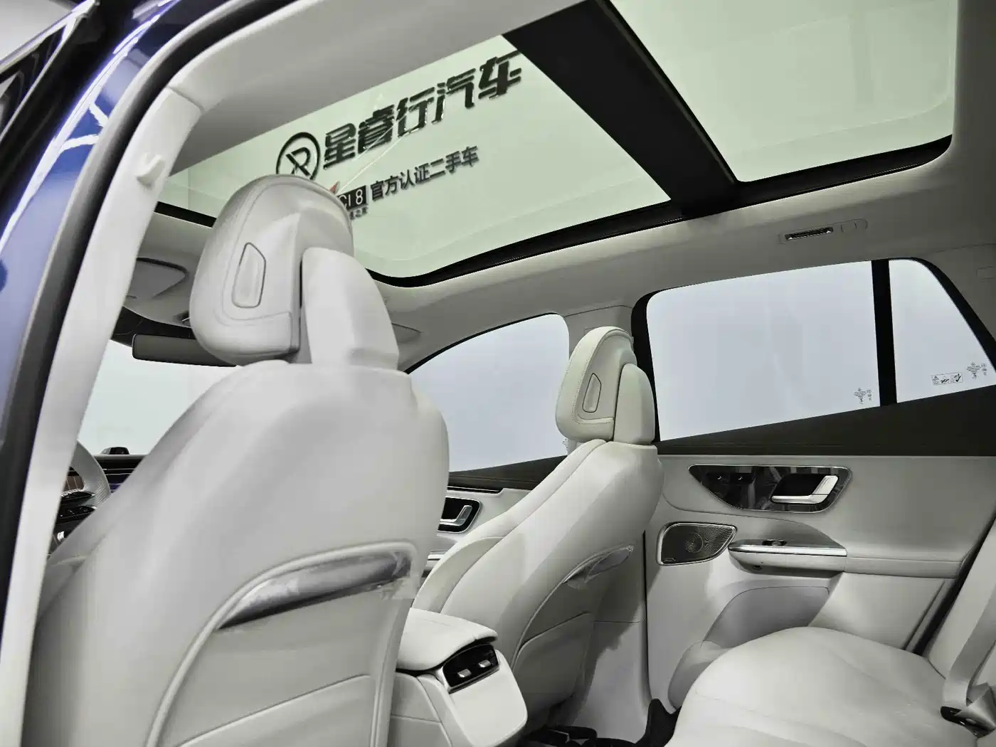 MERCEDES-BENZ EQE SUV