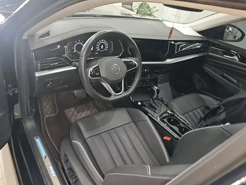Volkswagen Passat New Energy 2022 Facelift 430PHEV Hybrid Elite Edition фото 10