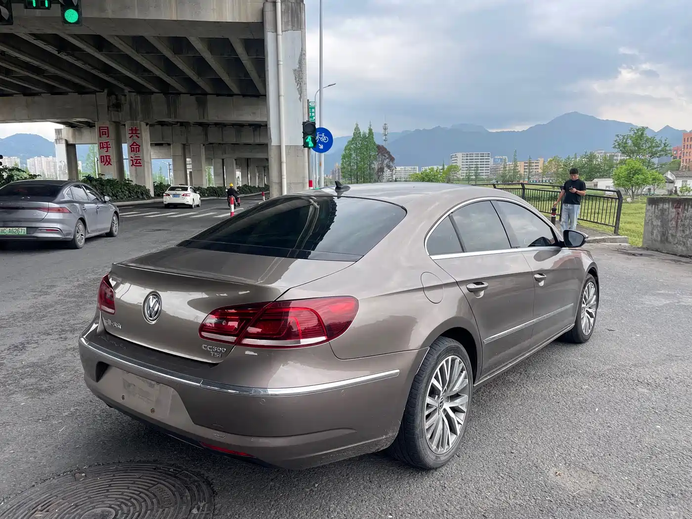 Volkswagen FAW-Volkswagen CC 2016 Model 1.8TSI Luxury фото 5