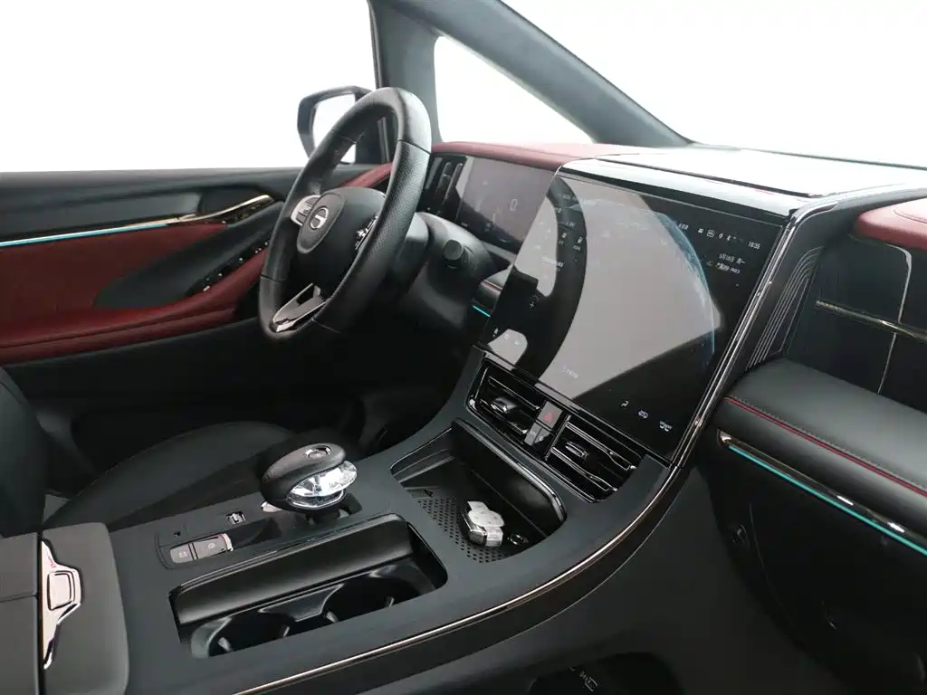 GAC Trumpchi Trumpchi M8 2024 Patriarch Series 400T Ultimate Edition фото 2