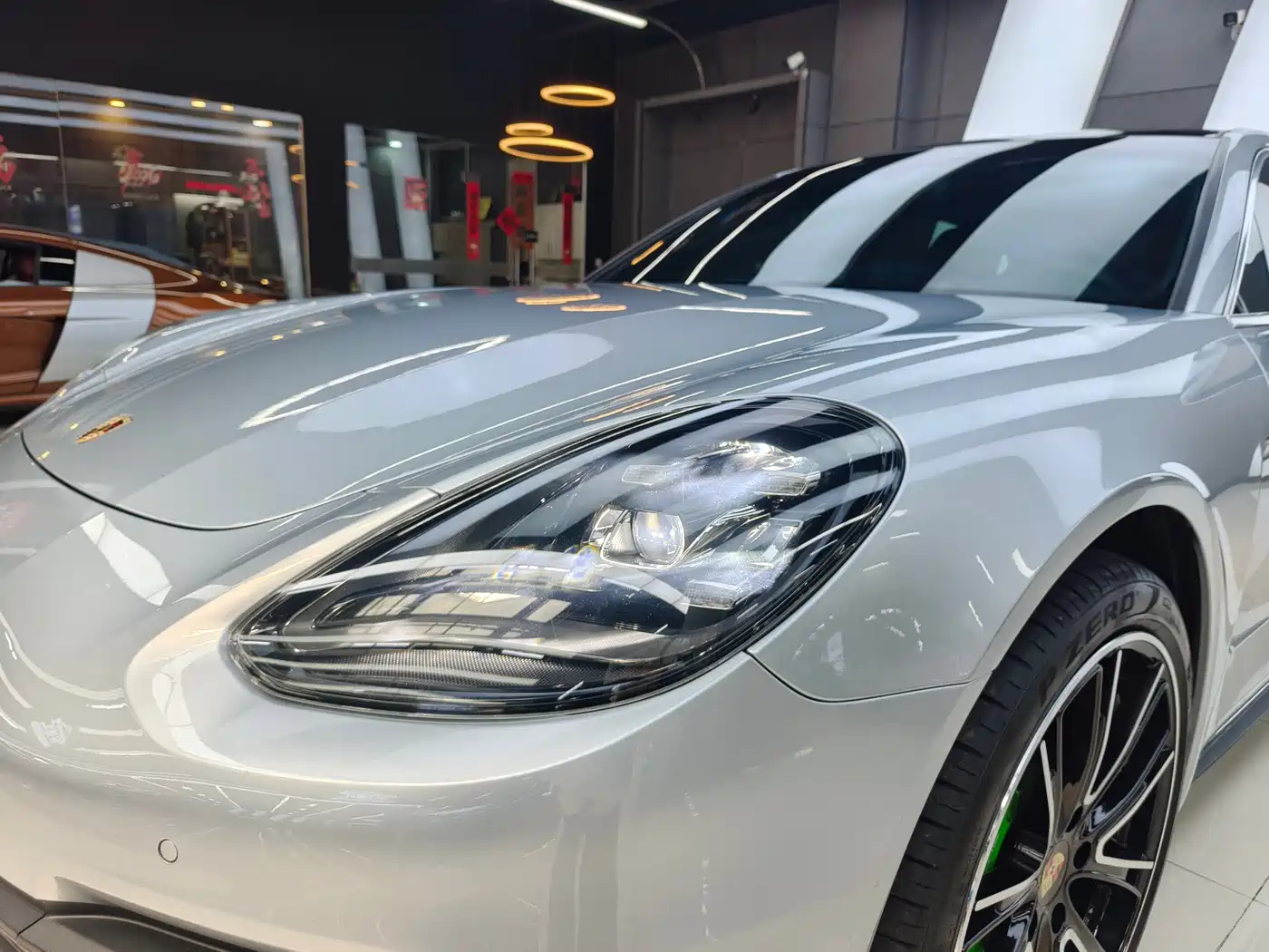 Porsche Panamera 2017 Panamera Executive Long Wheelbase 3.0T фото 19