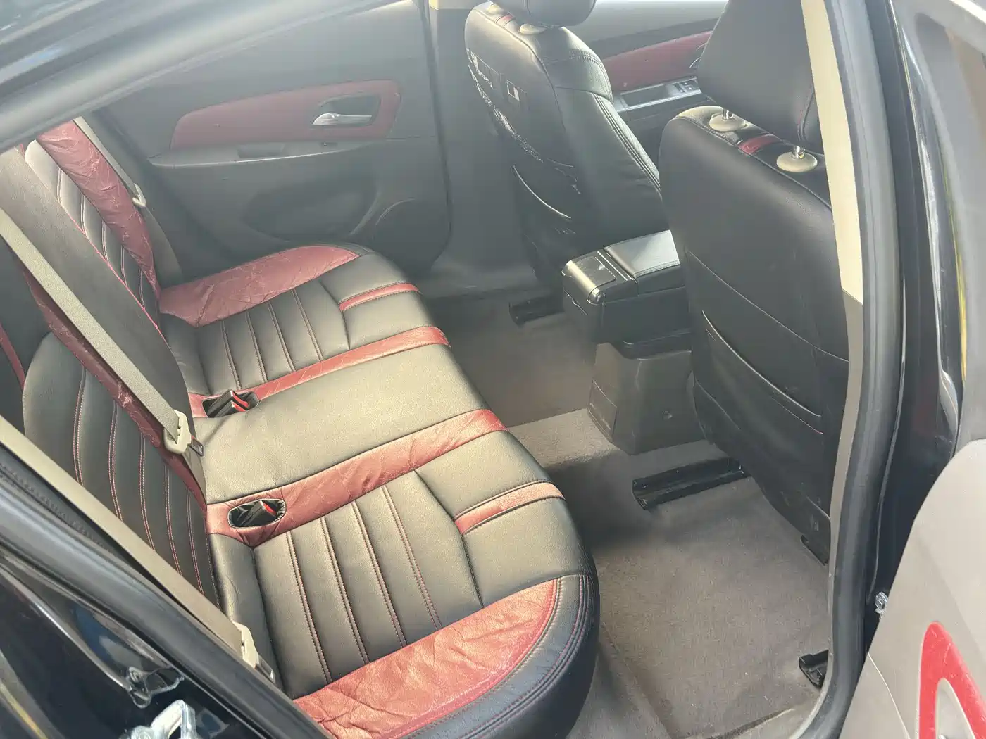 Chevrolet Cruze 2015 1.5L Classic SL MT фото 14