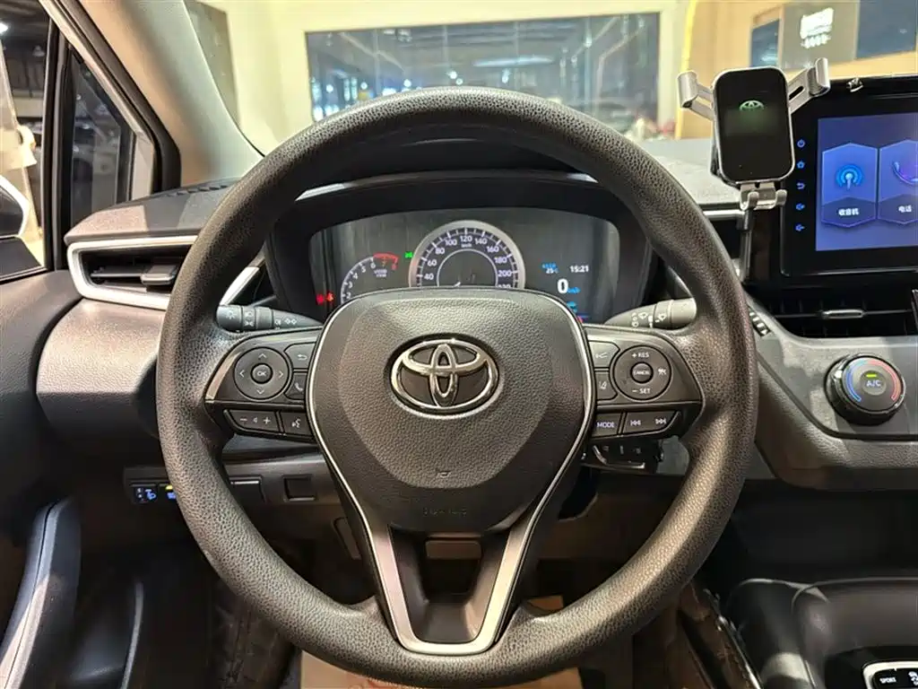 Toyota Corolla 2021 1.2T S-CVT Pioneer Edition фото 21