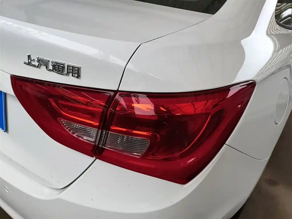 Buick Excelle 2016 15N Automatic Elite фото 8