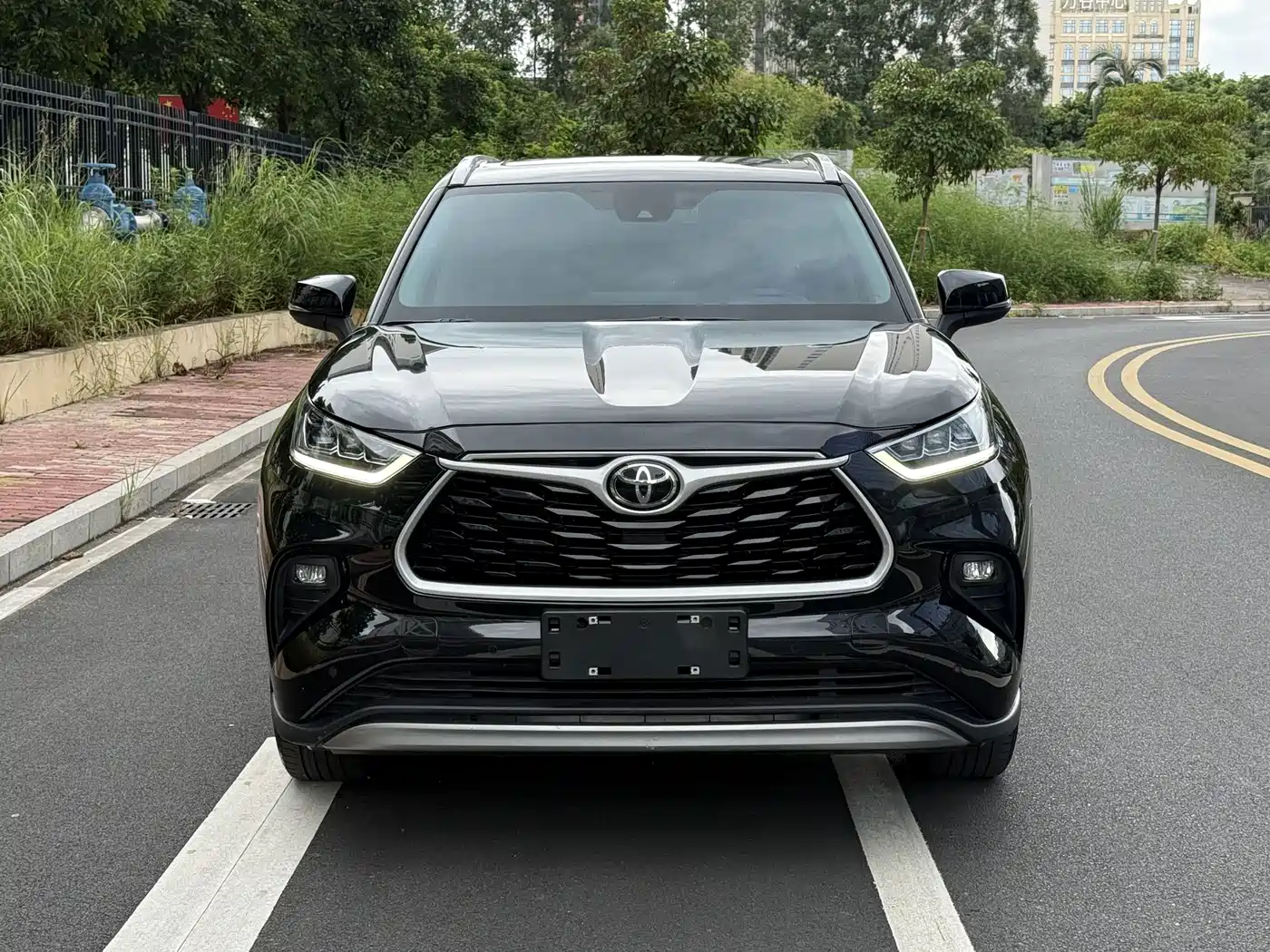 Toyota Highlander 2025 2024 2.5L Smart Hybrid 4WD Premium 7-seater