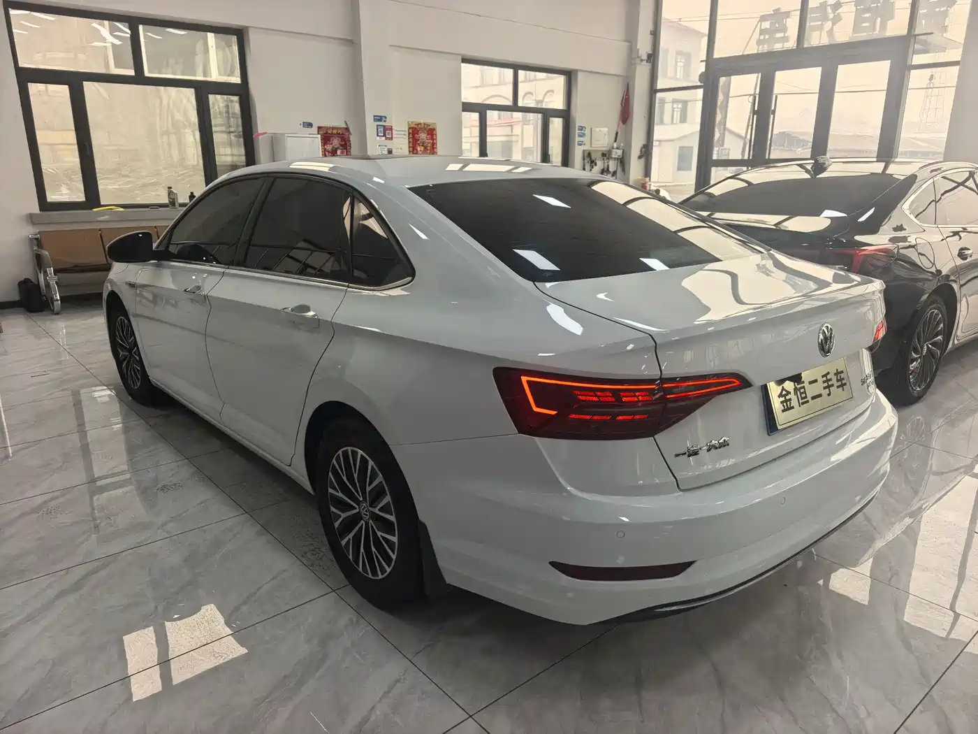 Volkswagen Sagitar 2022 200TSI DSG Surpassing Edition фото 5