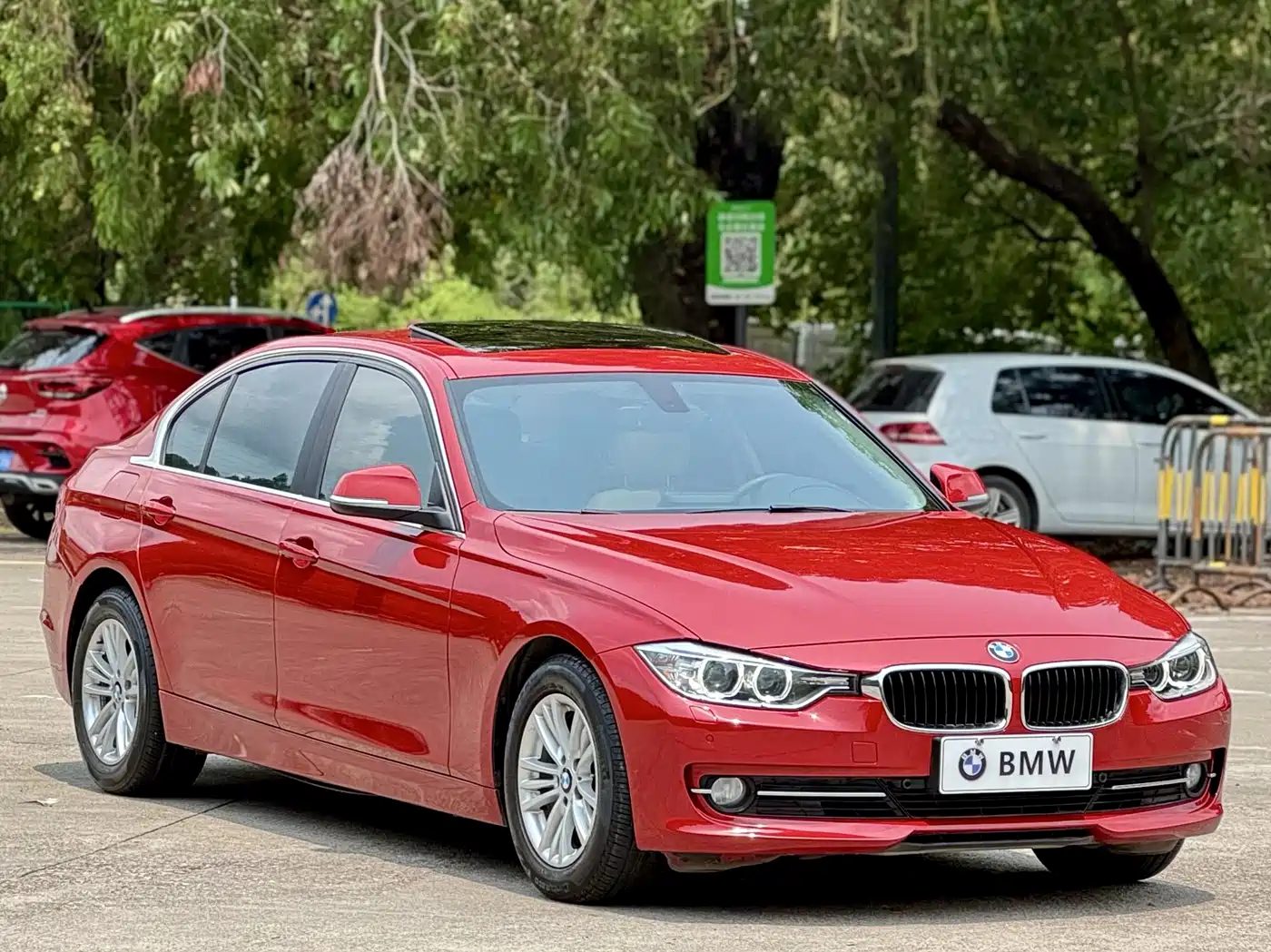 BMW 3 Series 2014 320Li Fashion фото 3
