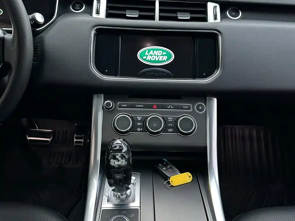 Land Rover Range Rover Sport 2016 Model 3.0 SC V6 HSE DYNAMIC фото 22