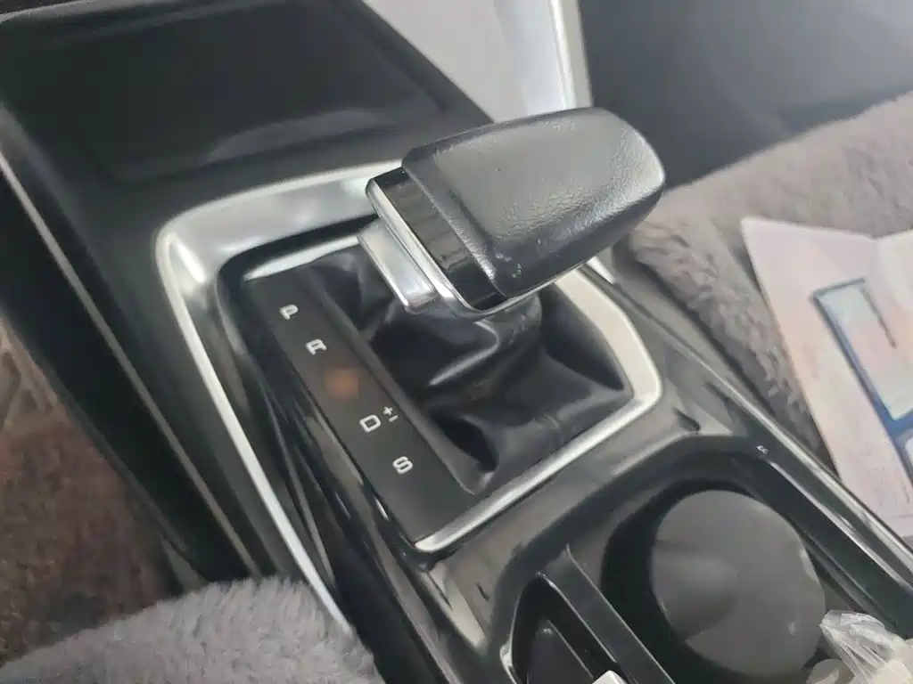 Baojun RS-5 2019 2019 1.5T CVT Intelligent Driving Control Flagship Edition China V