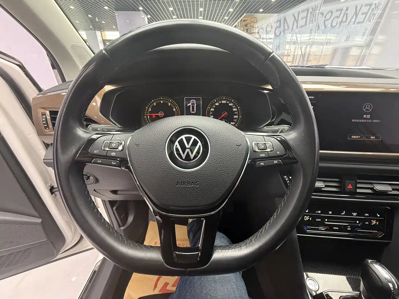 Volkswagen Tharu 2021 280TSI 2WD Luxury Plus фото 11