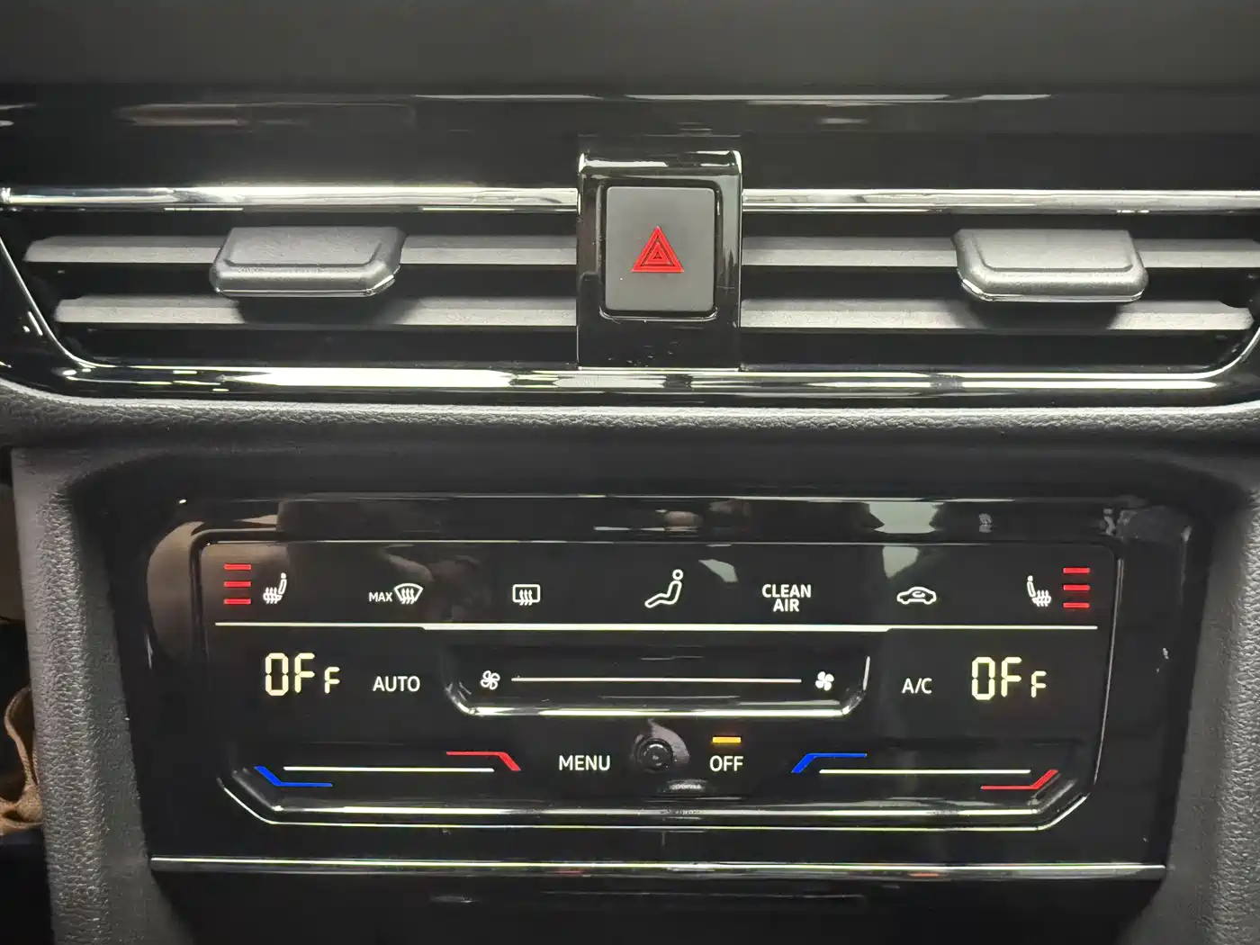 Volkswagen Tharu 2021 280TSI 2WD Luxury Plus фото 14