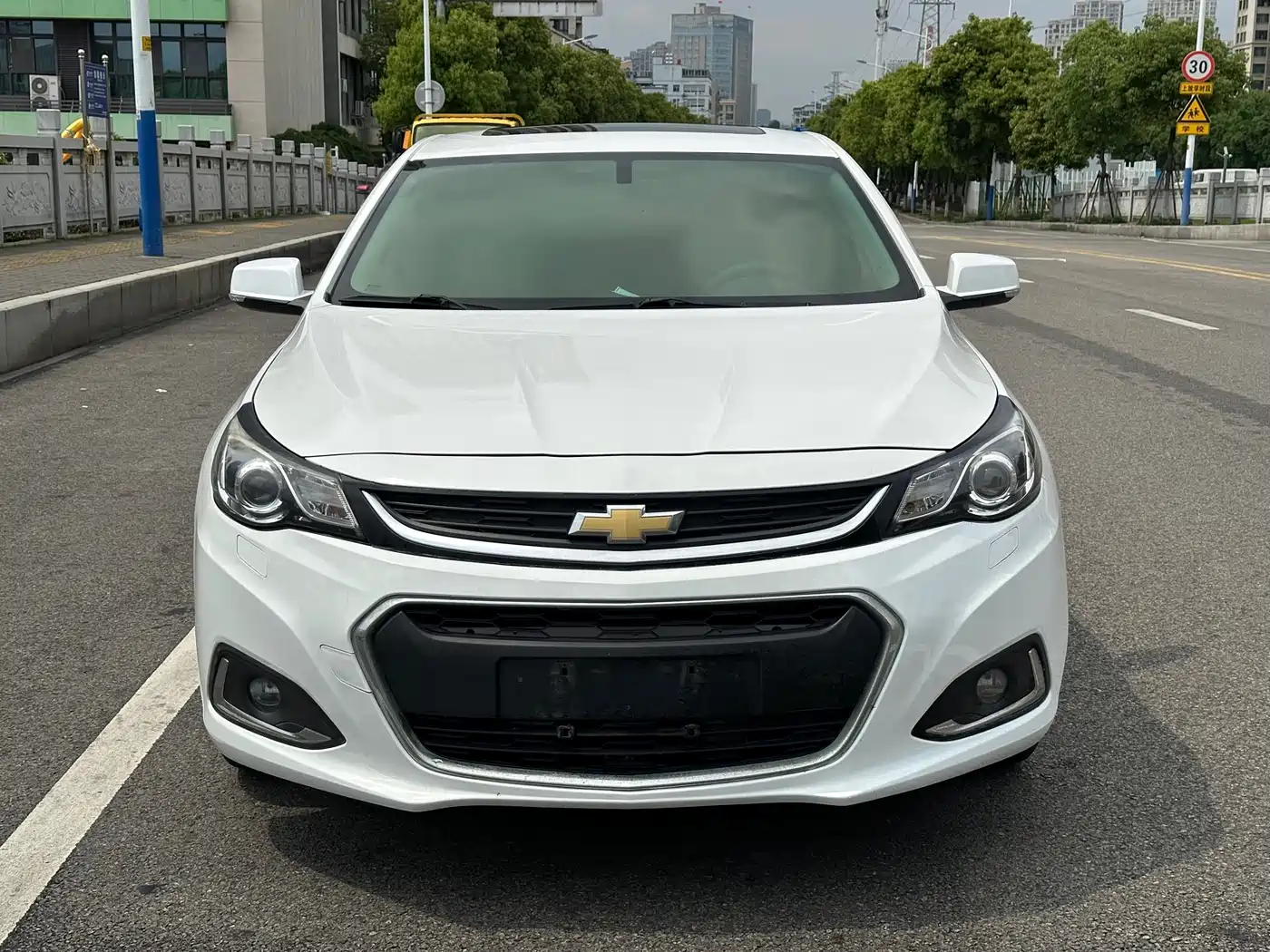Chevrolet Malibu 2018 530T Automatic Luxury Edition фото 2