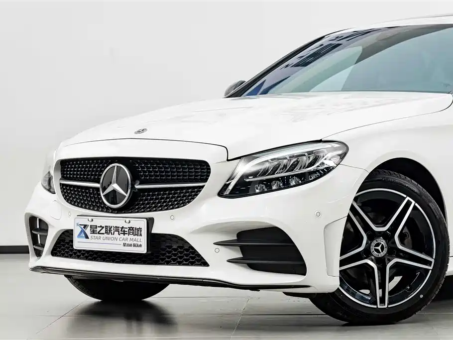 Mercedes-Benz C-Class 2021 C 260 Starry Exclusive Edition фото 3