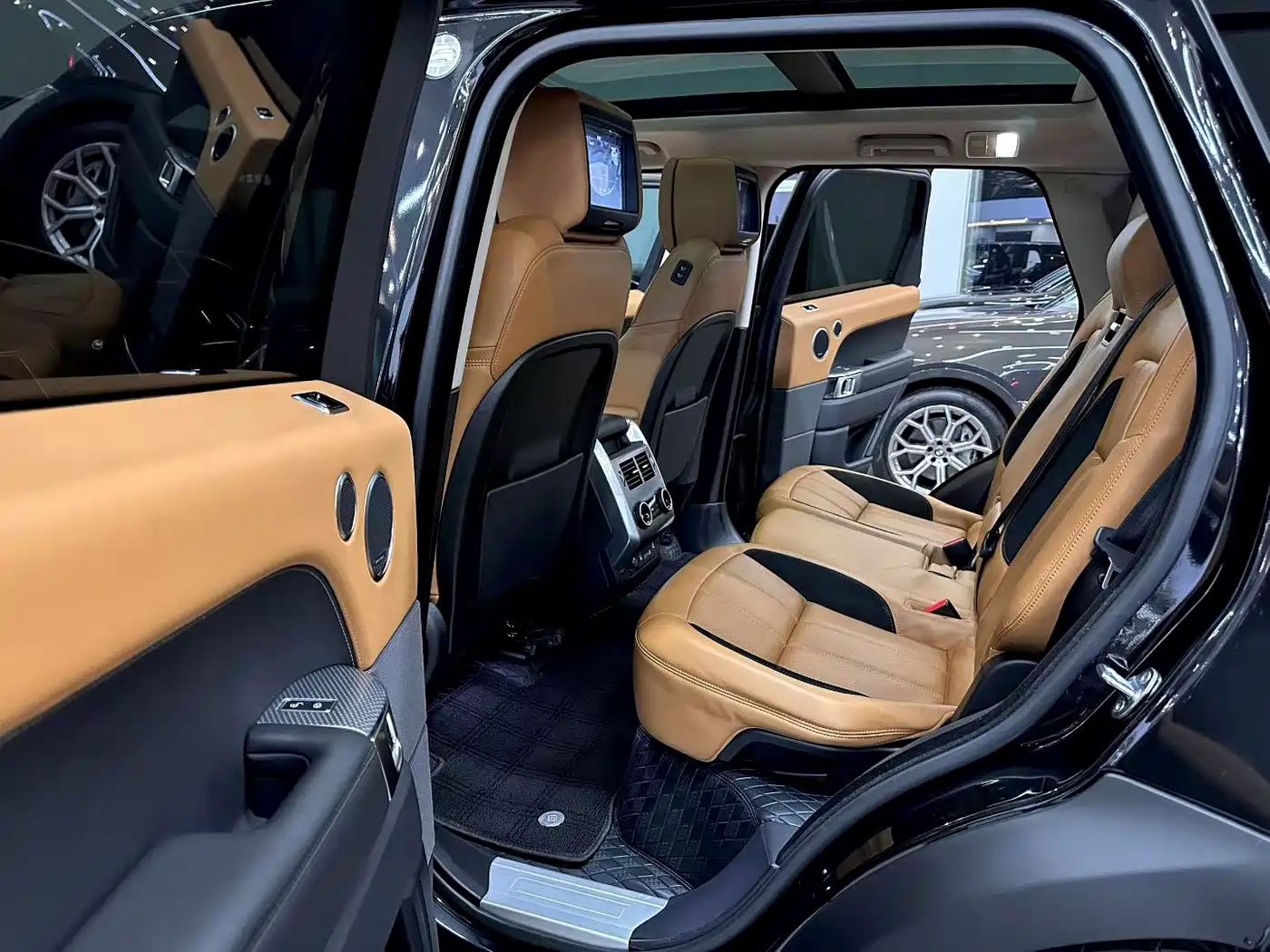 Land Rover Range Rover Sport 2018 3.0 SC V6 HSE DYNAMIC фото 6