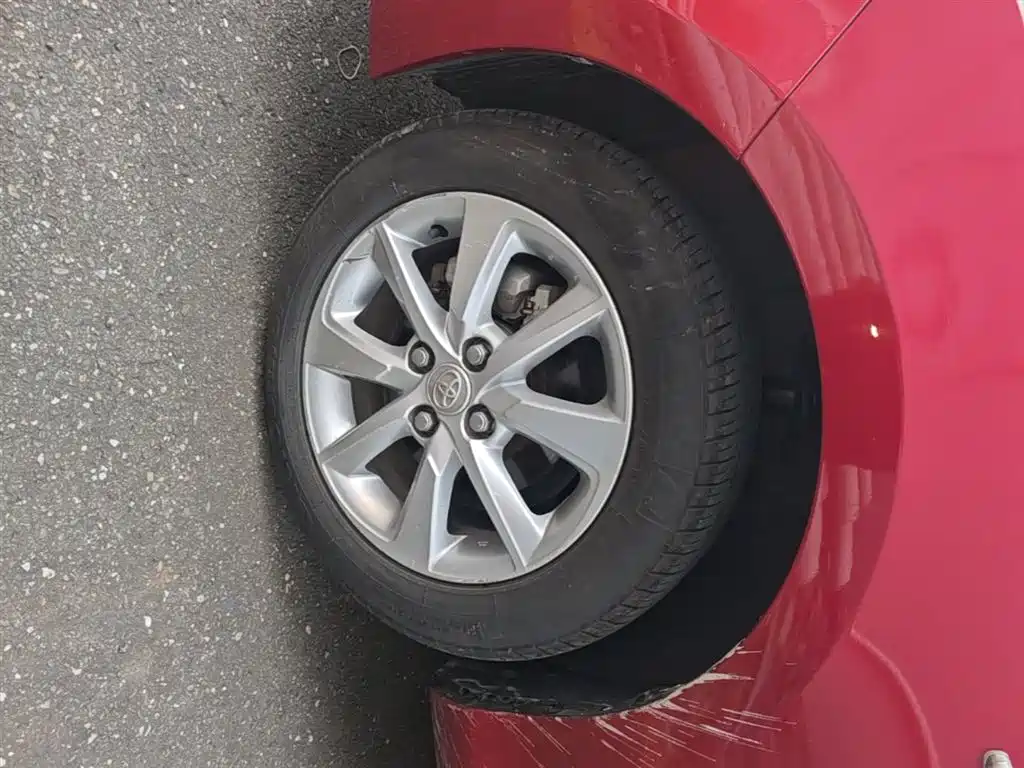 Toyota YARiS L Zhi Xuan 2015 1.5G Auto Sunroof Special Edition фото 25