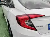 Photo 3 - Honda Civic