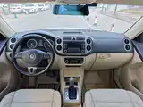 Photo 7 - Volkswagen Tiguan
