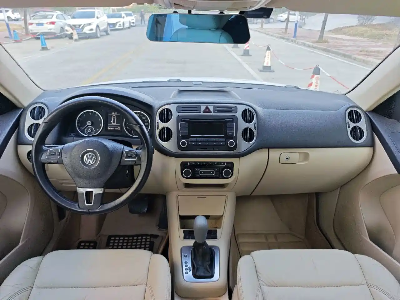 Photo 7 - Volkswagen Tiguan