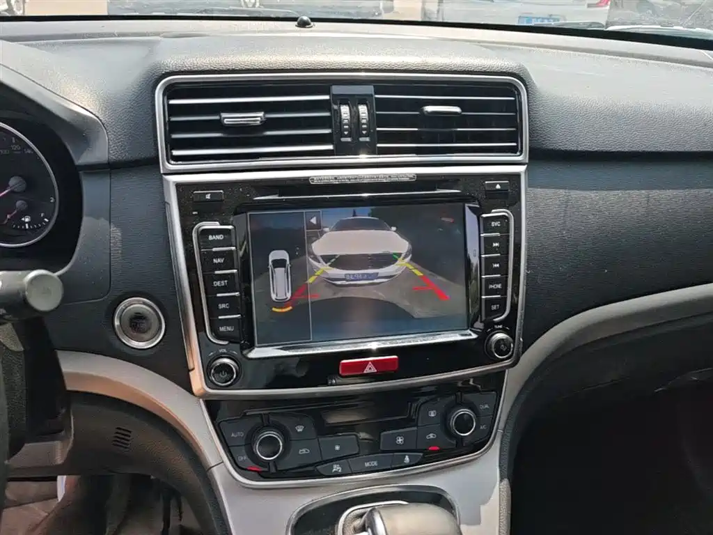 Haval H6 2015 Sport 1.5T Automatic 2WD Luxury фото 13