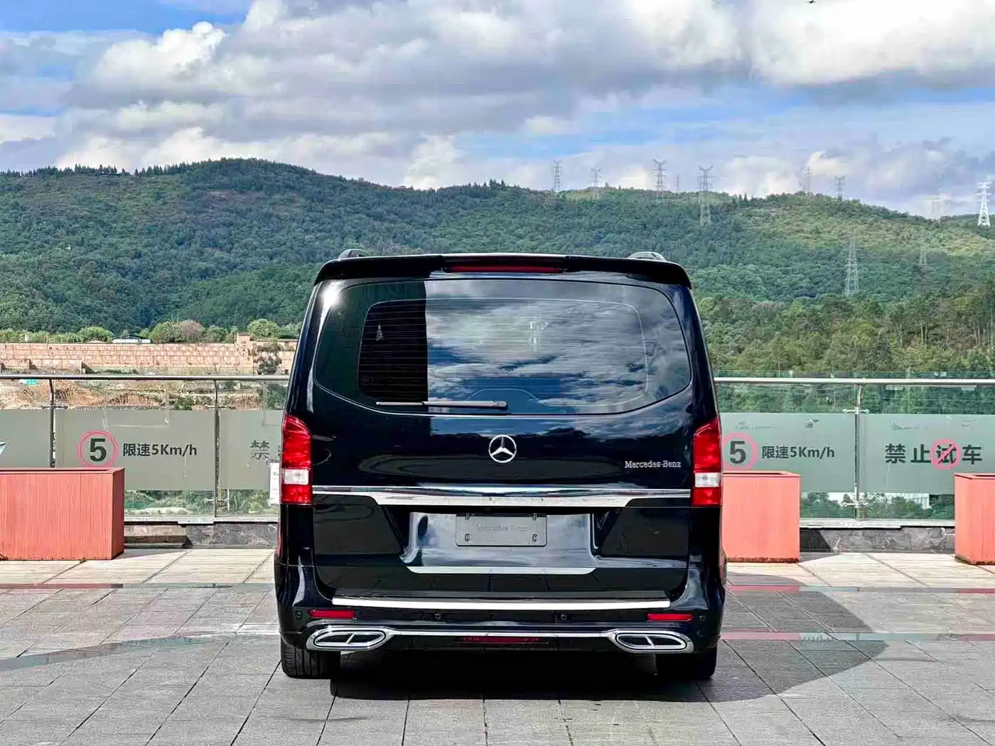 Mercedes-Benz Vito 2023 2.0T Elite 7-Seater фото 5