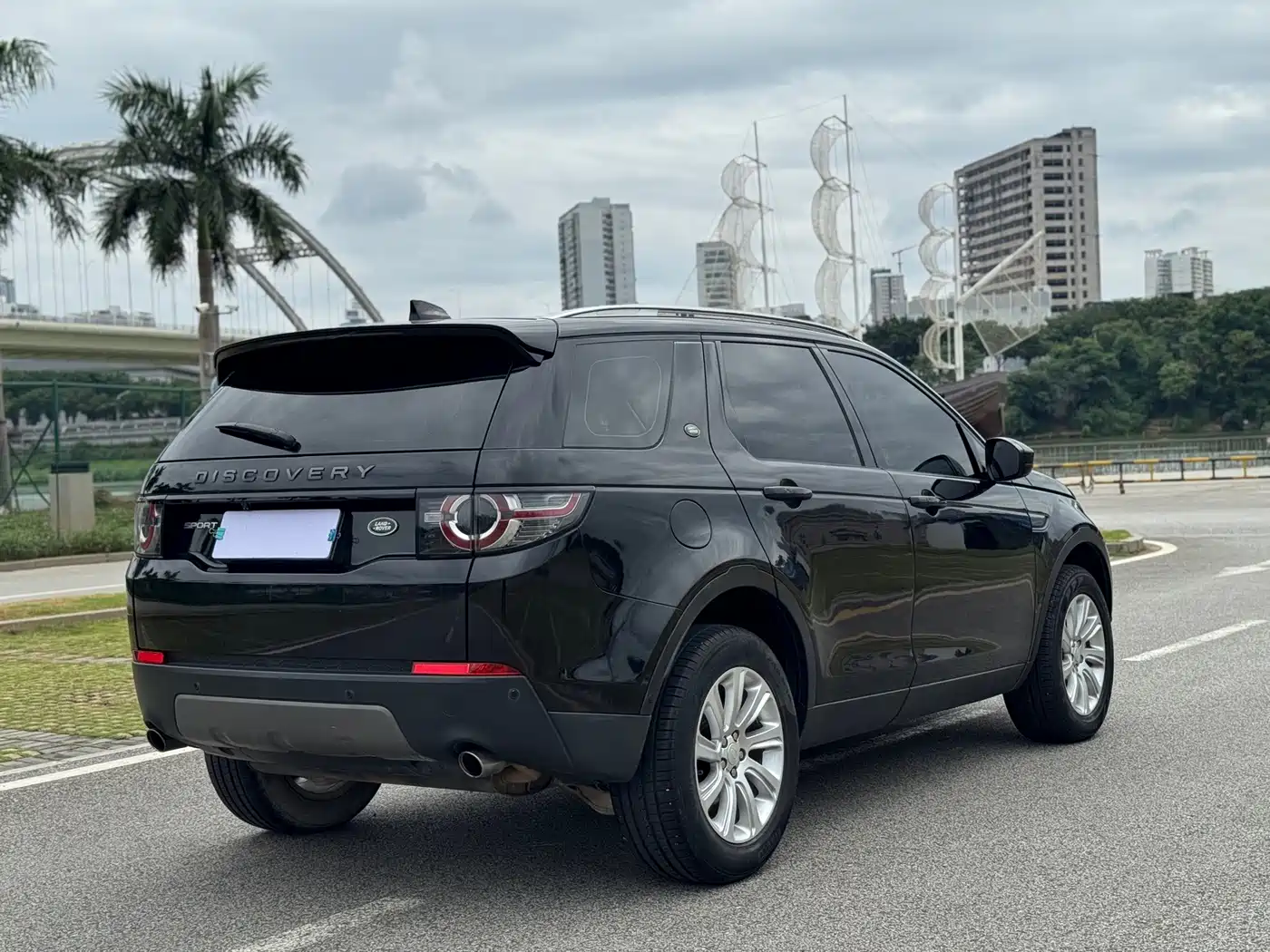 Фото 8 - Land Rover Discovery Sport